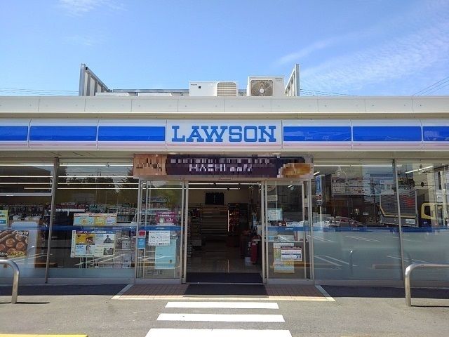 近くのコンビニまで500m（徒歩7分）