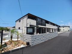 クレメント岩出Aの外観画像