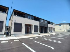 クレメント岩出Bの外観画像