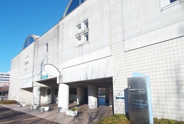 近くの役所まで1,700m（徒歩22分）