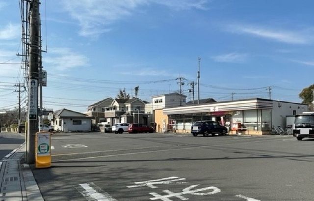 近くのセブンイレブン さいたま島町店まで600m(徒歩8分)