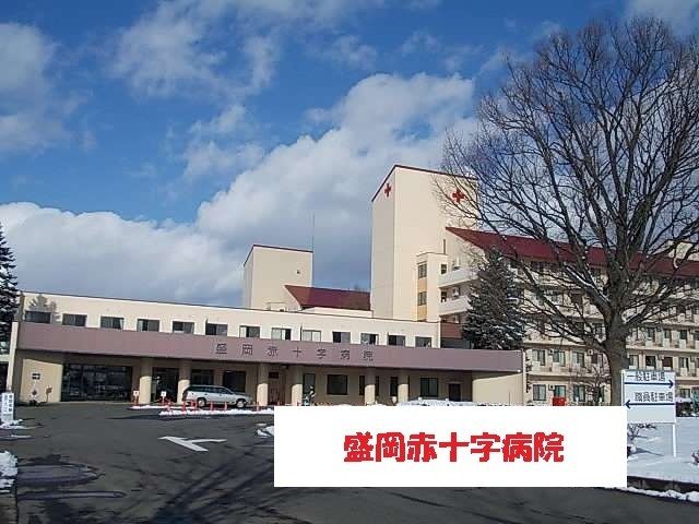 近くの病院まで1,000m（徒歩13分）