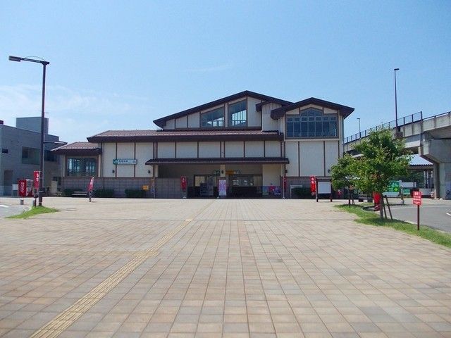 近くのJR西若松駅まで1,600m(徒歩20分)