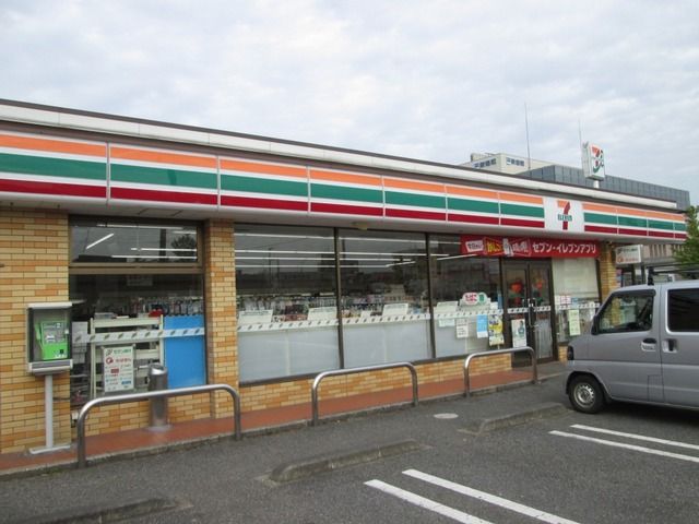 近くのセブンイレブン西坂田4丁目店まで550m(徒歩7分)