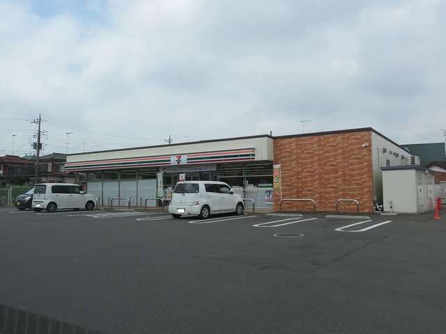 近くのセブンイレブンまで600m（徒歩8分）