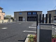 シャモニー EASTの外観画像