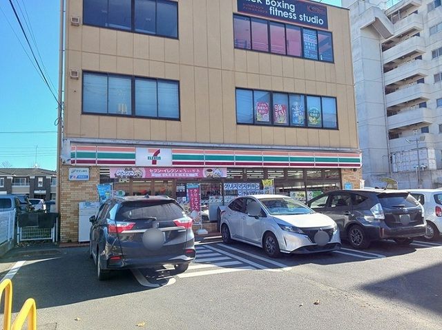 近くのセブンイレブン　白梅４丁目店まで1,100m（徒歩14分）
