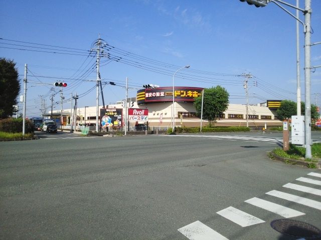 近くのMEGAドン・キホーテ菊陽店まで1,600m（徒歩20分）