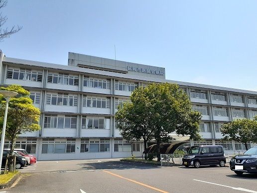 近くの医師会病院まで1,100m(徒歩14分)