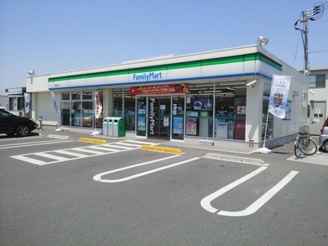 近くのファミリーマート 倉敷笹沖西店まで700m（徒歩9分）