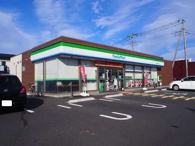 近くのコンビニまで290m（徒歩4分）