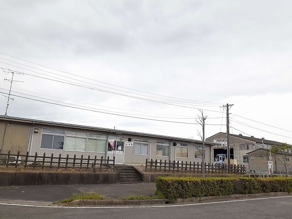 近くの伊勢鉄道　玉垣駅まで900m（徒歩12分）