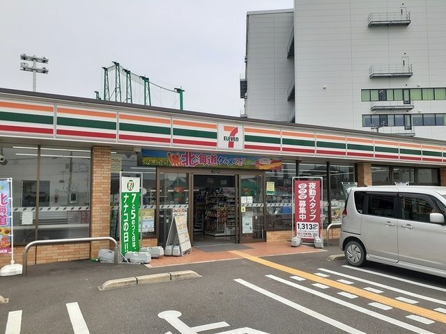 近くのセブンイレブン様まで450m（徒歩6分）