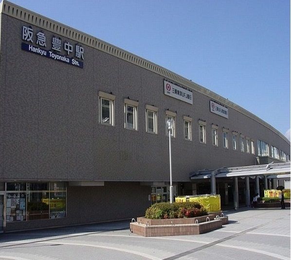 近くの駅まで1,600m（徒歩20分）