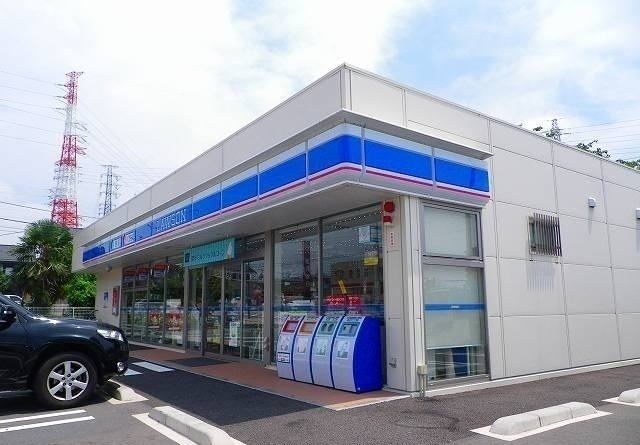 近くのローソン裾野伊豆島田南店まで600m（徒歩8分）