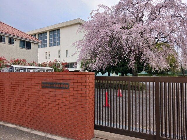 近くの高校・高専まで25m（徒歩1分）