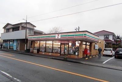 近くのセブンイレブン三島北上店まで700m(徒歩9分)
