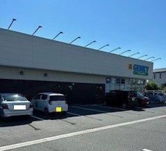 近くのゲンキーまで700m（徒歩9分）