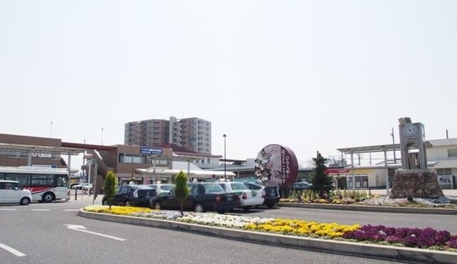 近くの吹上駅まで1,300m(徒歩17分)