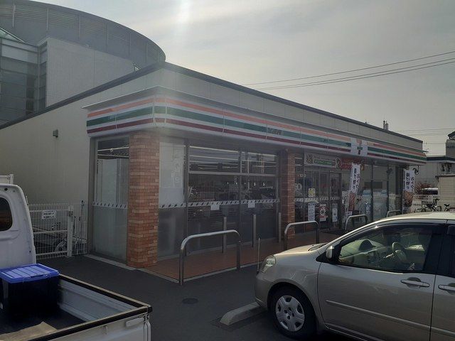 近くのセブンイレブン岡山妹尾西店まで550m(徒歩7分)