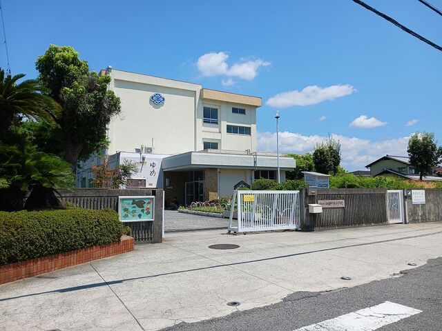 近くの和歌山市立四箇郷北小学校様まで68m（徒歩1分）