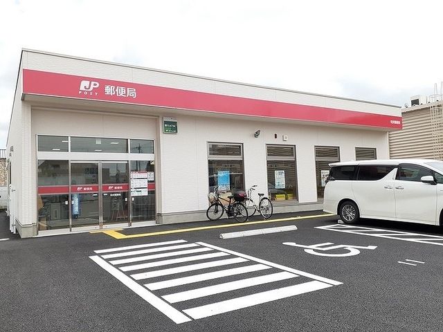 近くの松伏郵便局まで1,600m（徒歩20分）