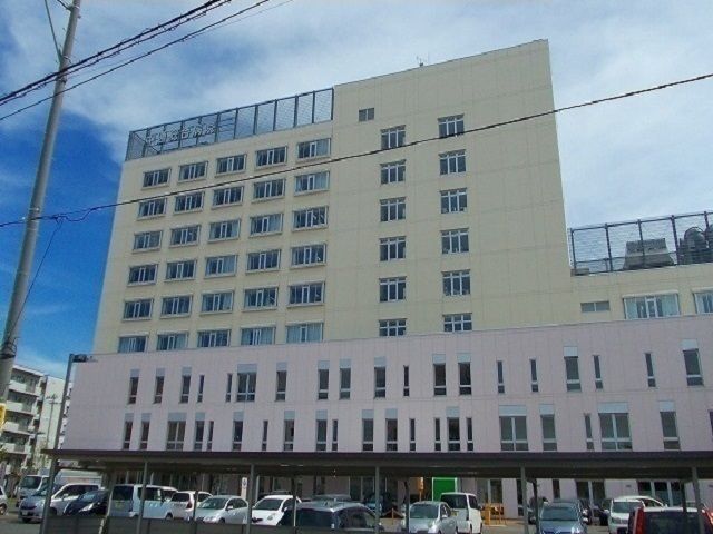 近くの病院まで1,065m（徒歩14分）