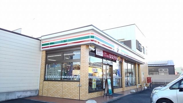 近くのセブンイレブン羽生東店まで550m（徒歩7分）