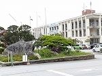 近くの宜野湾市役所まで460m（徒歩6分）