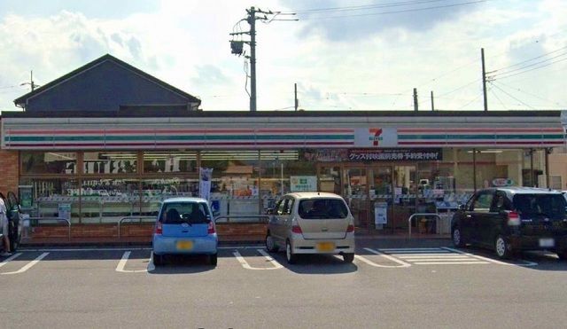 近くのコンビニまで110m（徒歩2分）