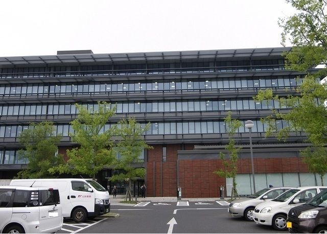 近くの出雲市役所まで2,200m（徒歩28分）