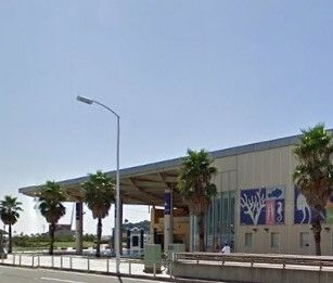 近くの江の島水族館まで2,200m（徒歩28分）