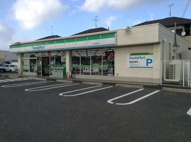 近くのファミリーマート 大津大将軍店まで550m(徒歩7分)