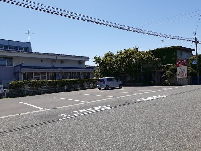 近くの幼稚園・保育園まで190m（徒歩3分）