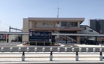 近くの行田駅まで450m（徒歩6分）