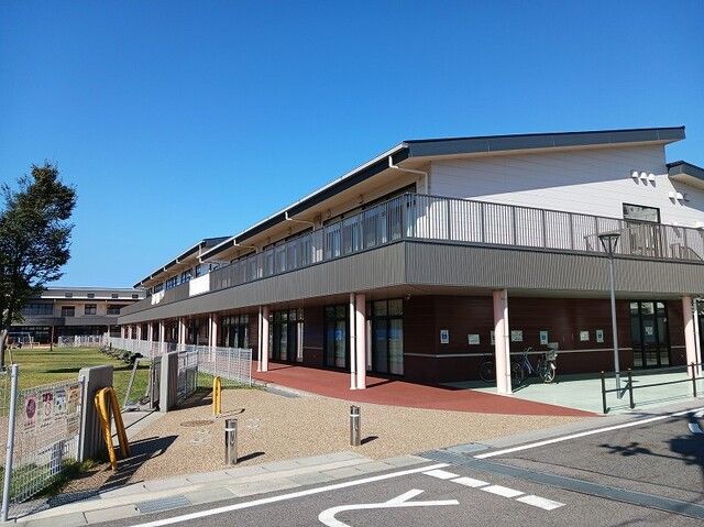 近くの市立中野むくのき幼児園まで360m（徒歩5分）