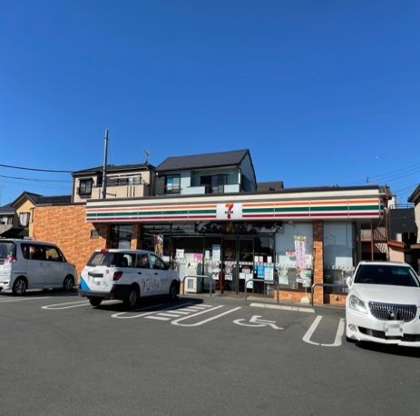 近くのセブンイレブンまで250m(徒歩4分)