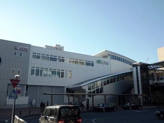 近くの上尾駅東口まで950m（徒歩12分）