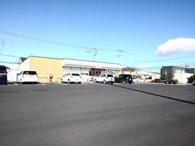 近くのセブンイレブン 佐野高萩町店まで350m（徒歩5分）