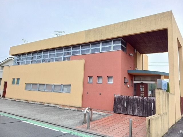 近くの川上医院まで1,300m(徒歩17分)