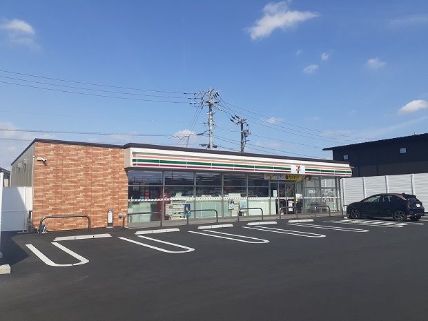 近くのセブンイレブンまで130m（徒歩2分）