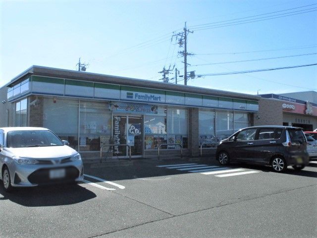 近くのファミリーマート　松本堀米店まで1,030m（徒歩13分）