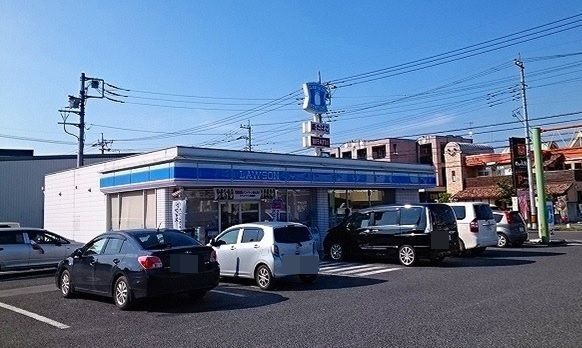 近くのローソン熊谷カジュアルタウン店まで500m(徒歩7分)