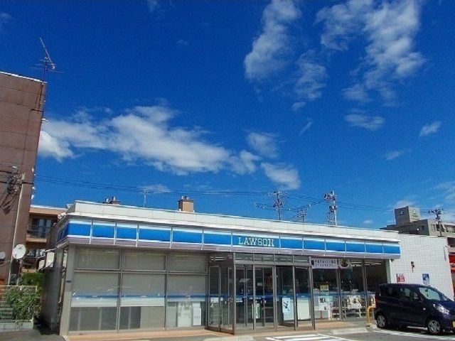 近くのコンビニまで116m（徒歩2分）