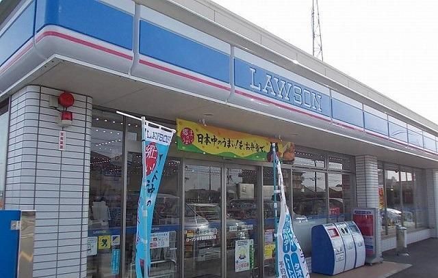 近くのローソン米子角盤店まで950m（徒歩12分）