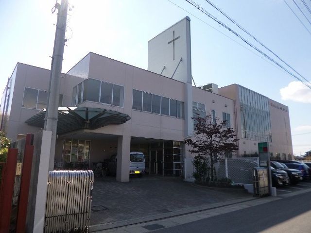 近くの天使幼稚園まで450m（徒歩6分）