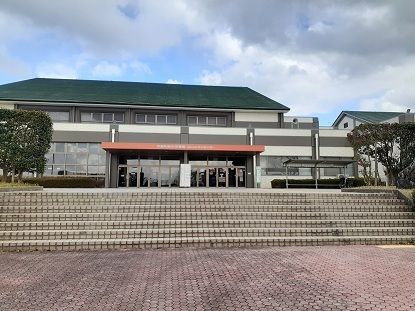 近くの芦屋総合体育館まで700m（徒歩9分）
