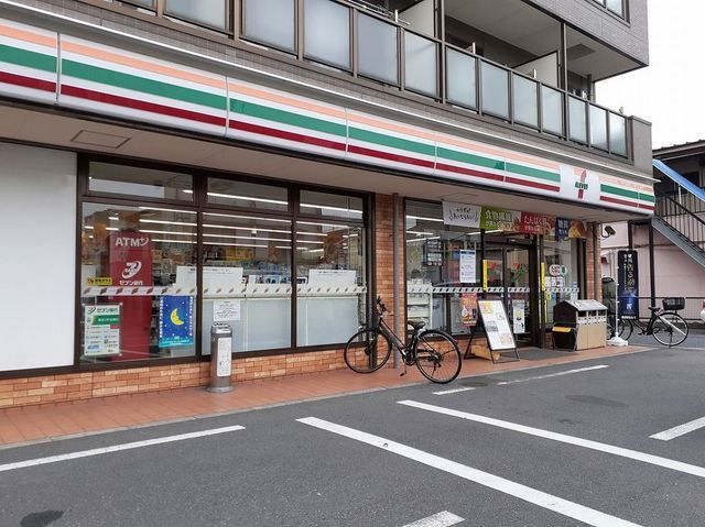 近くのセブンイレブン蒲生旭町店まで500m(徒歩7分)