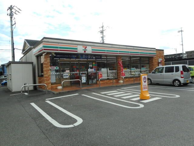 近くのセブン-イレブン 岡崎蓑川新町まで1,000m（徒歩13分）