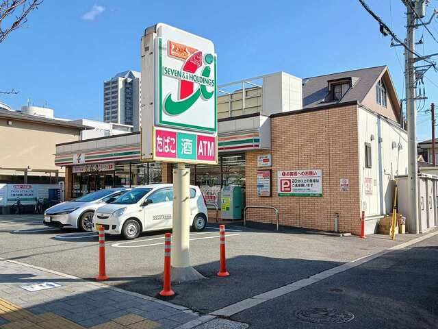 近くのセブンイレブン西宮松原町店様まで130m(徒歩2分)